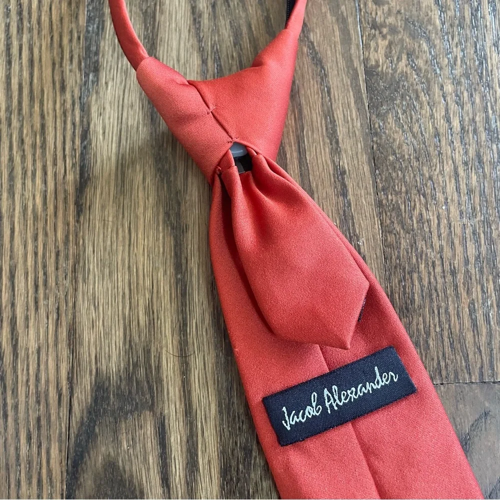 3/$10  Boy’s necktie